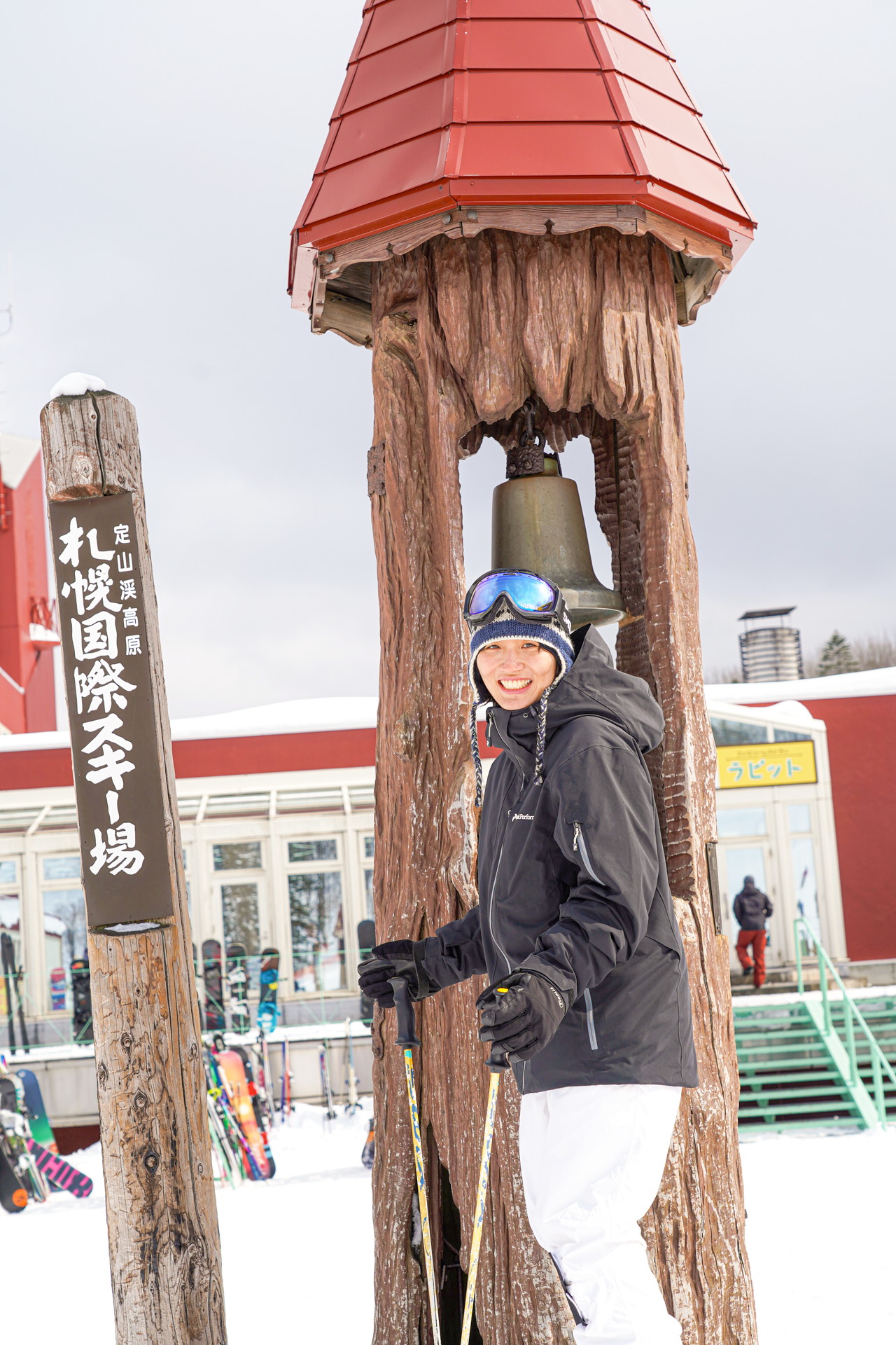 札幌国際スキー場 積雪たっぷり 300cm。コンディション良好なゲレンデでモーグル女子 ・畑田繭さんとコブコブセッション！